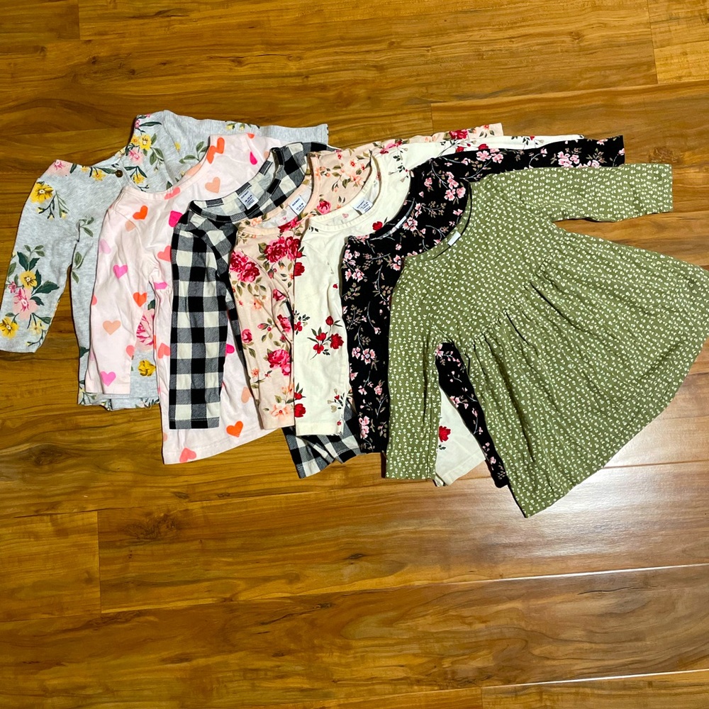 Old Navy Dresses! 12-18 Mo